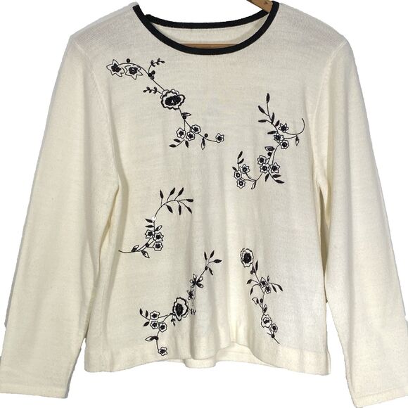 Womens Sweater Cream Black Embroidered Beaded Floral Trim Round Neck Size M - Picture 1 of 8